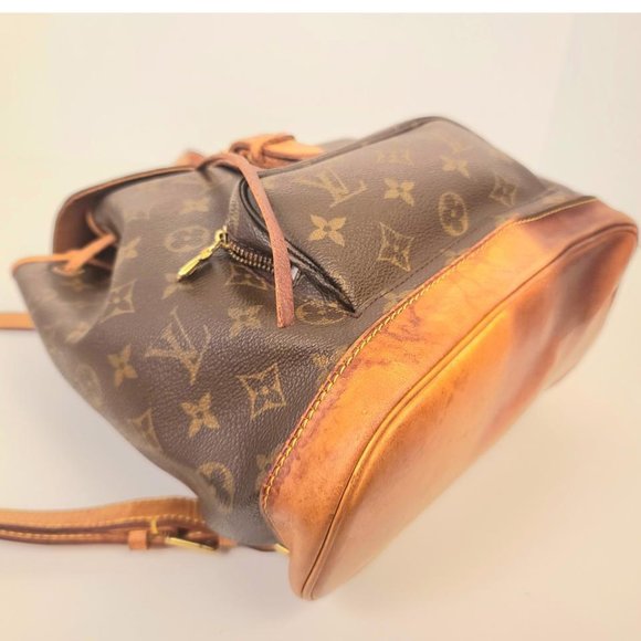 LOUIS VUITTON Montsouris Mm Monogram Brown Coated Canvas Backpack - Picture 13 of 14